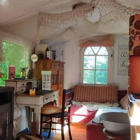 Trailer - Dschungel Lodge Kups Ngoại thất bức ảnh